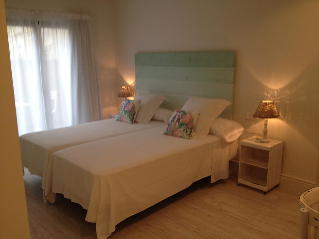Can Segura Hotel Sant Feliu de Guíxols Oda fotoğraf